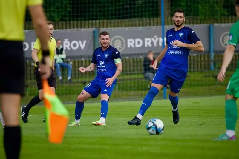 Oslabená Jiskra na druhý tým nestačila. Rýmařov – Bzenec 0:4